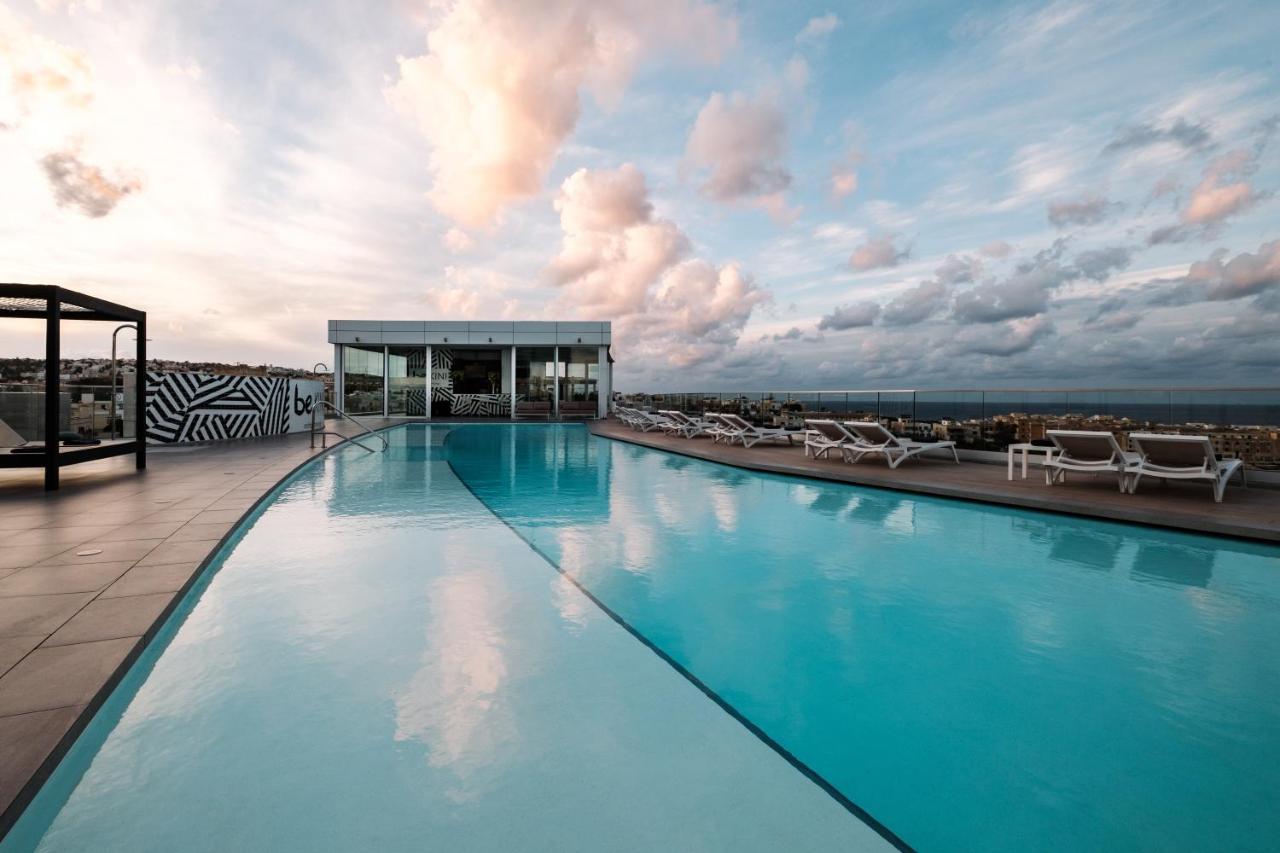 Be.Hotel San Giuliano Esterno foto The swimming pool of the hotel