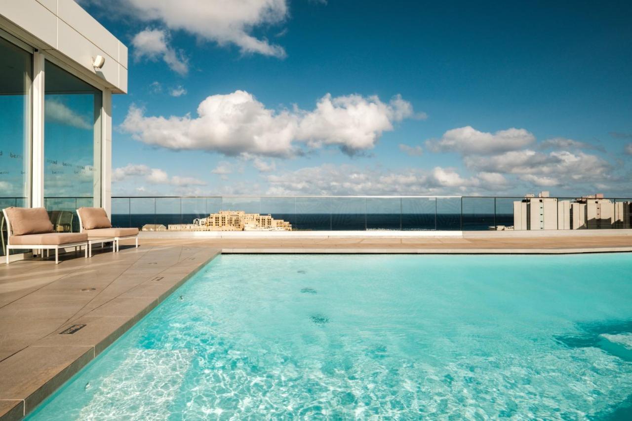 Be.Hotel San Giuliano Esterno foto The swimming pool of the hotel
