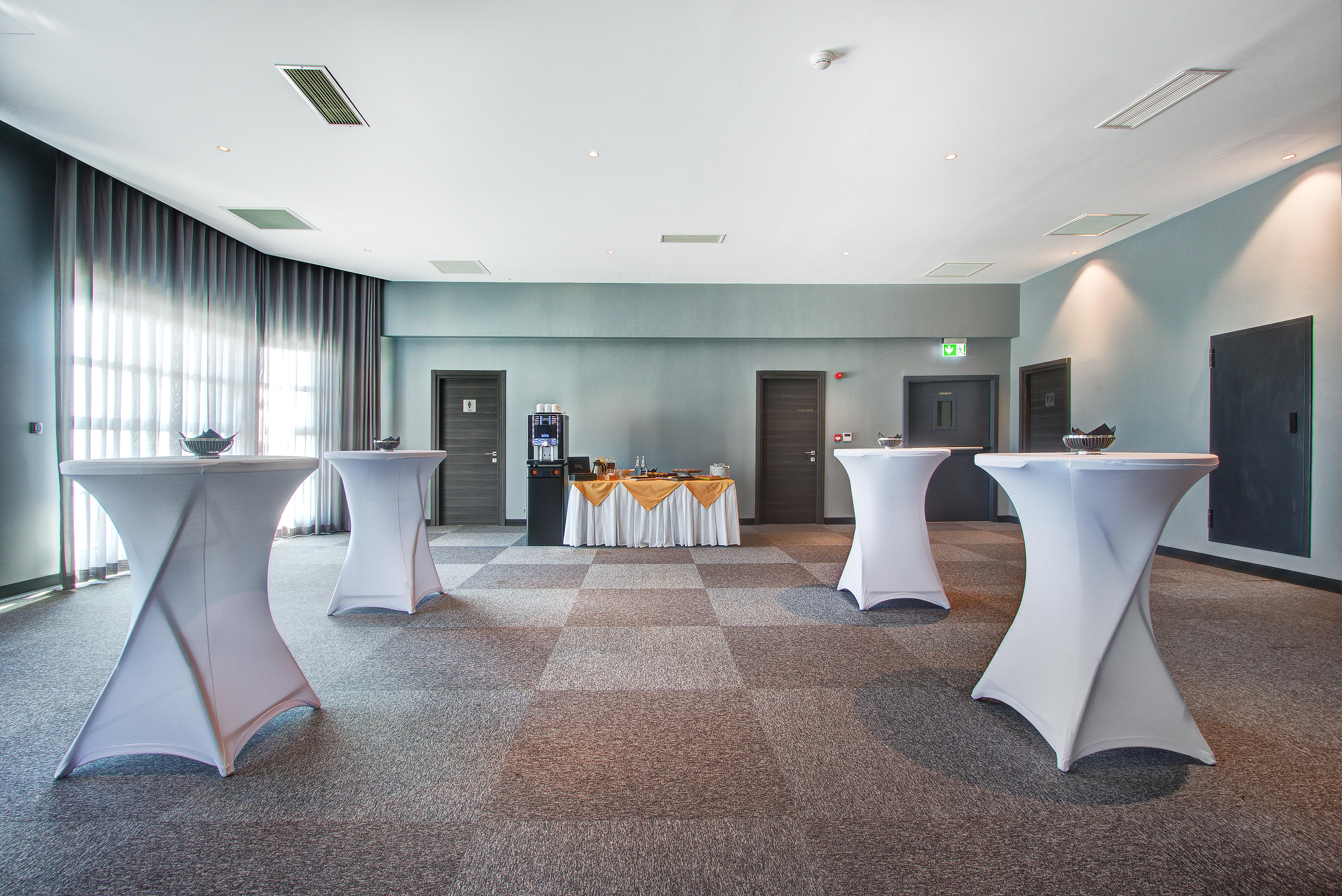 Be.Hotel San Giuliano Esterno foto The meeting room of the hotel